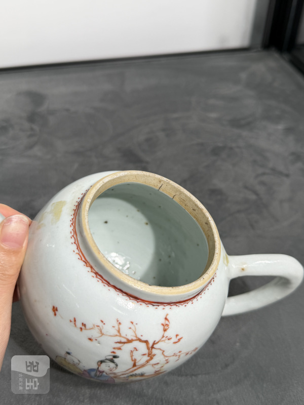 清乾隆广彩庭院教子图茶壶 - 图9